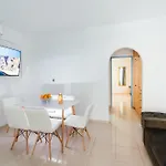 Deluxe * Fira (Santorini)
