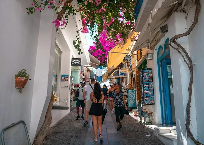 Дом отдыха Deluxe Тира